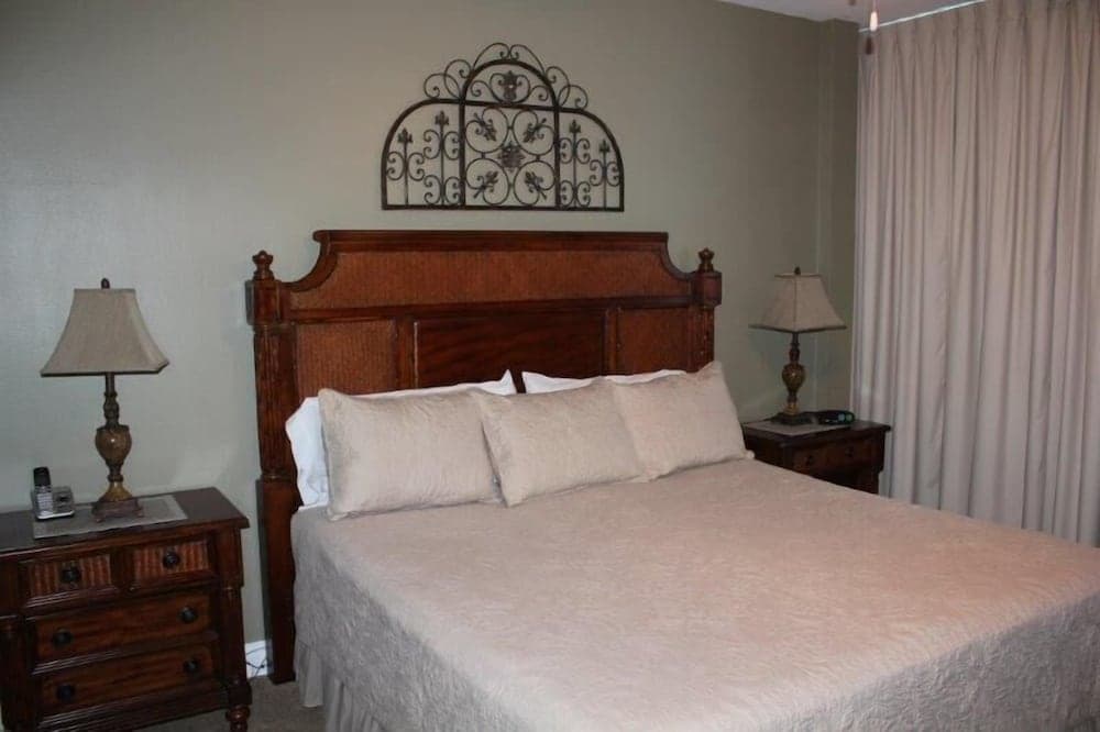 Lighthouse 1405 by ALBVR