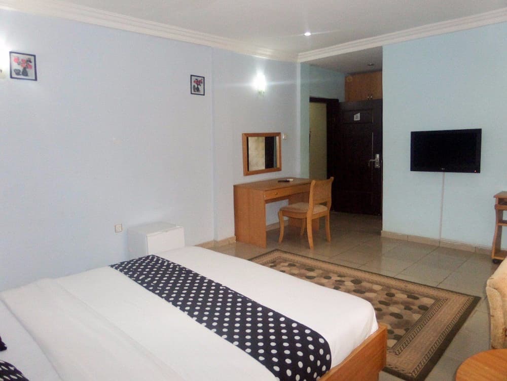 Junbic Apartment and Suites