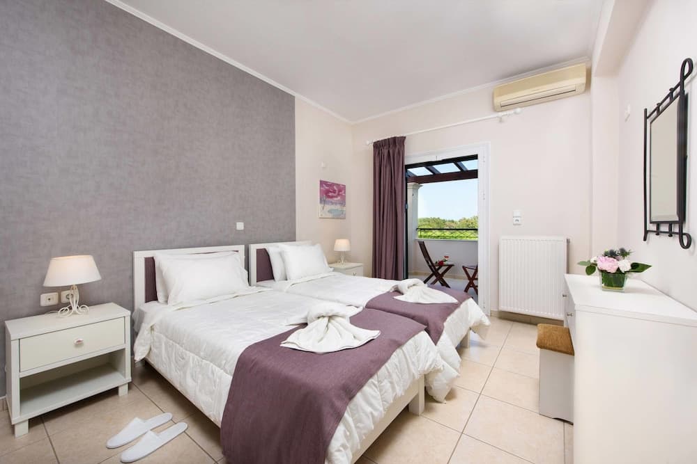 Il Tesori Dassia Villas