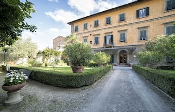 Casa Santo Nome di Gesù