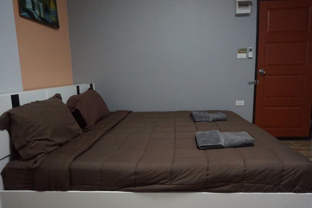 R2 Apartment Service