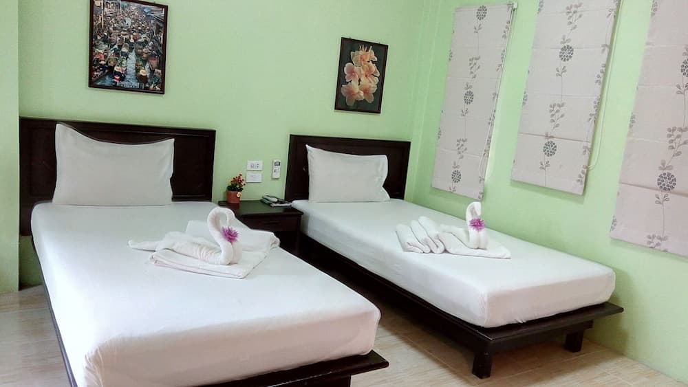 Baan Suan Chong Khao Resort