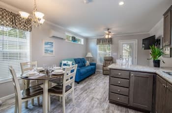 Water's Edge RV Resort