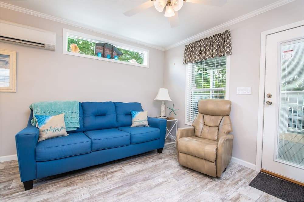 Water's Edge RV Resort