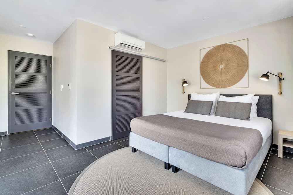 Delfins Beach Resort Bonaire, Tapestry Collection by Hilton