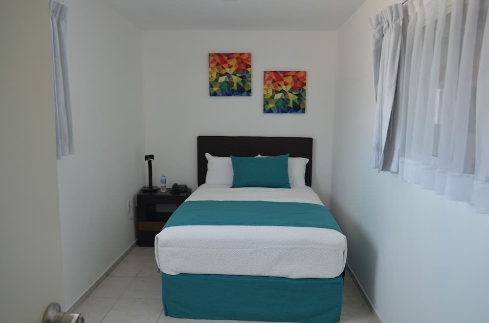 Container Inn Hotel Aeropuerto