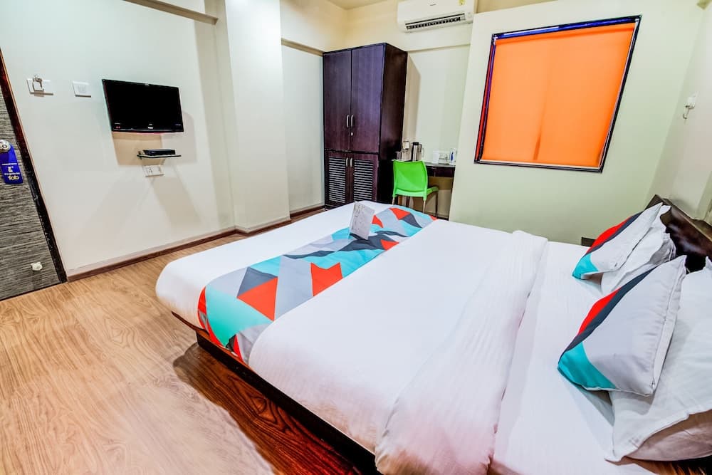 FabHotel Silver Crest