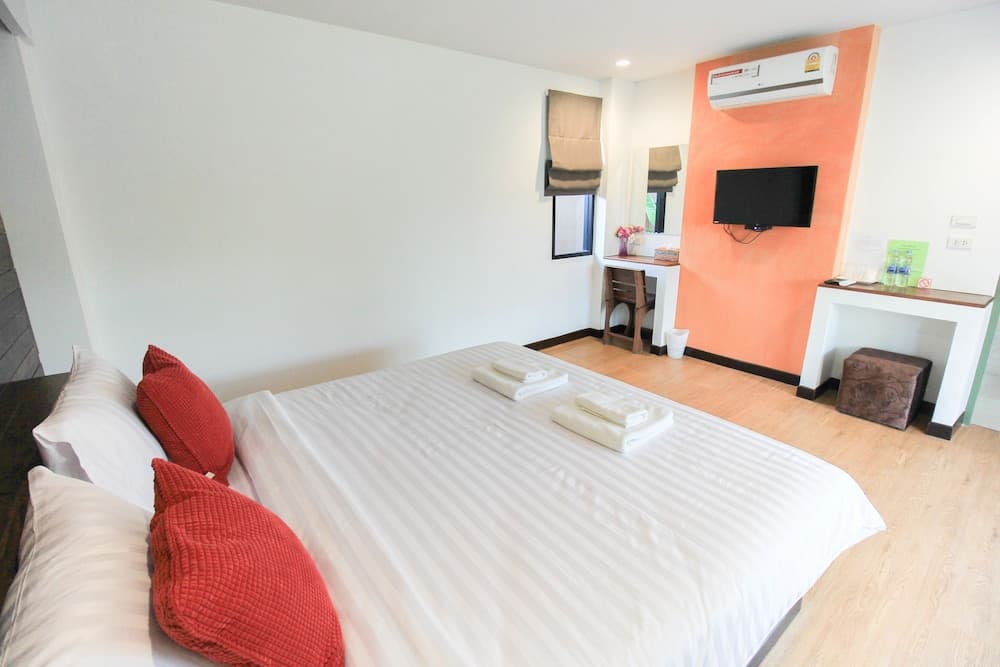 IP Plus Resort Chanthaburia - Halal Hotel