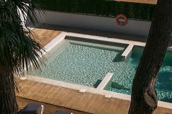 Rv Hotels Apartamentos Benelux