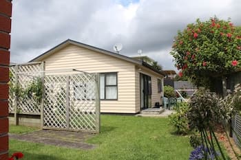 Our Beach House - Raglan West