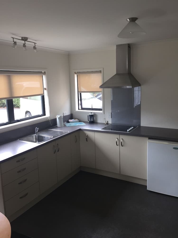 Our Beach House - Raglan West