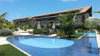 Flat Nui Supreme Beach Living