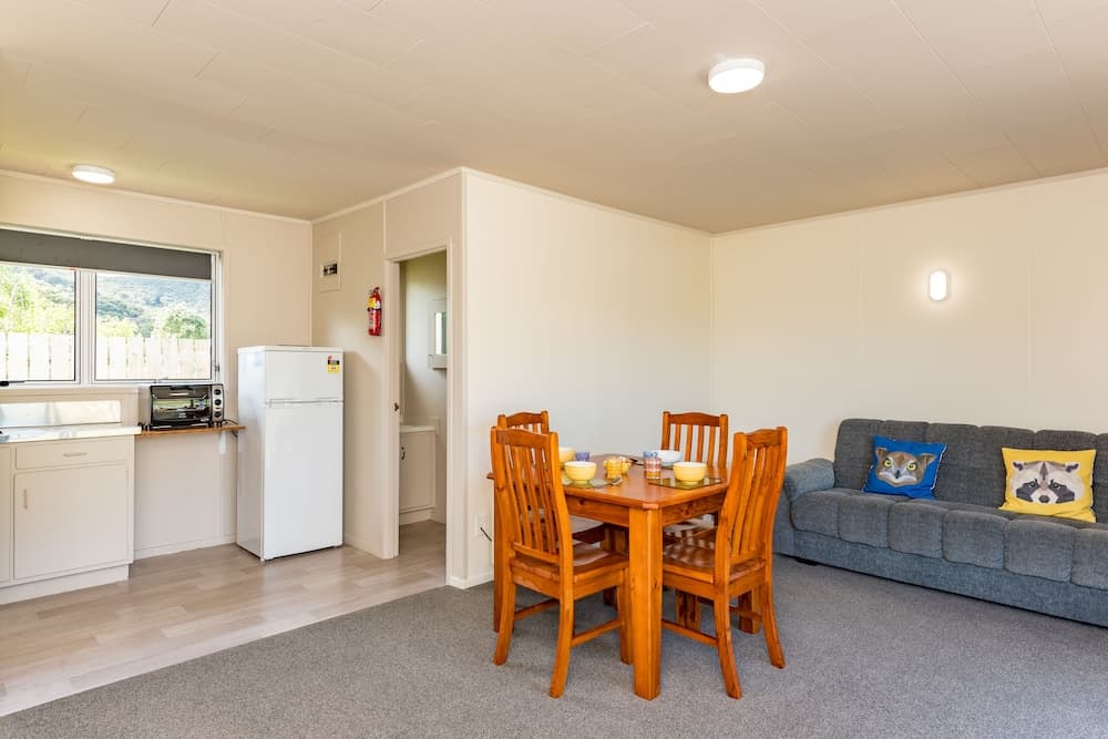 Waitangi Beach Units