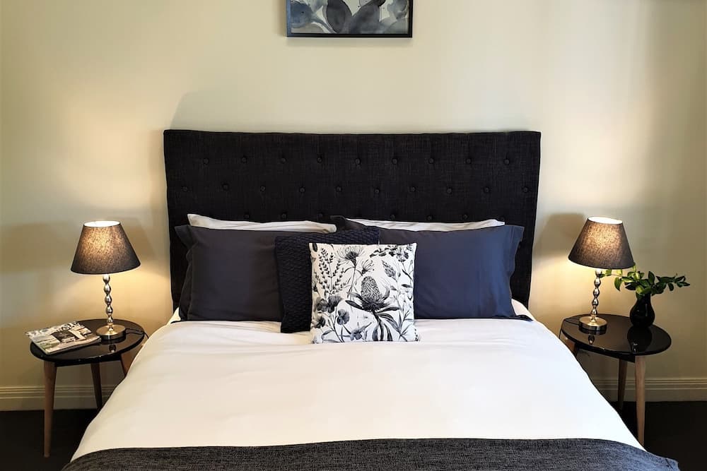 Healesville House - Magnolia House