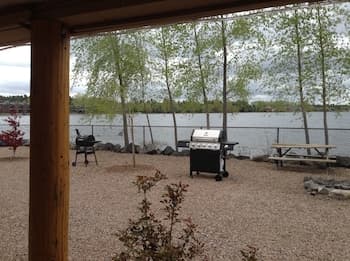 Rainbow's End Resort on Rainbow Lake