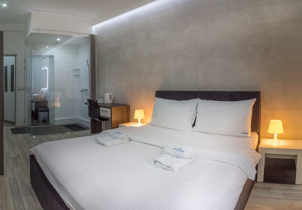 Central Park Residence