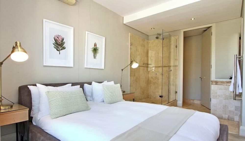 ITC Hospitality Group Penthouse 2 Bedrooms Piazza On Church Square