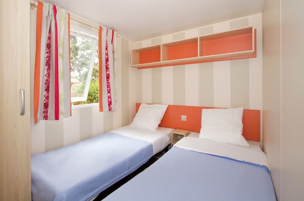 Village Vacances Les Abricotiers by Popinns