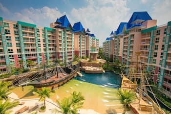 Grande Caribbean Condotel by Narintorn