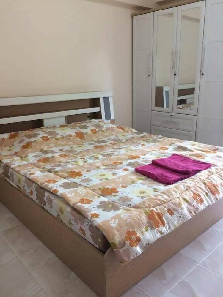 Wattanakham Serviced Apartment