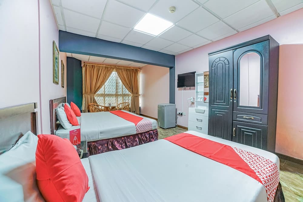 OYO 394 Dana Al Buhaira Beach Hotel