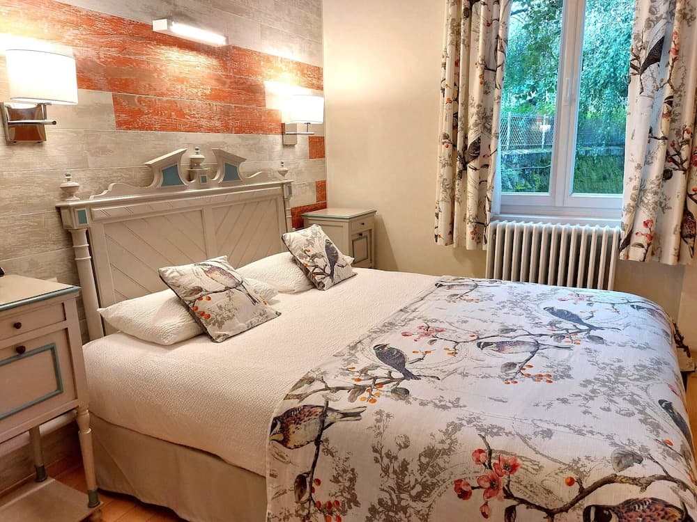 Logis Hôtel & Restaurant des Lacs