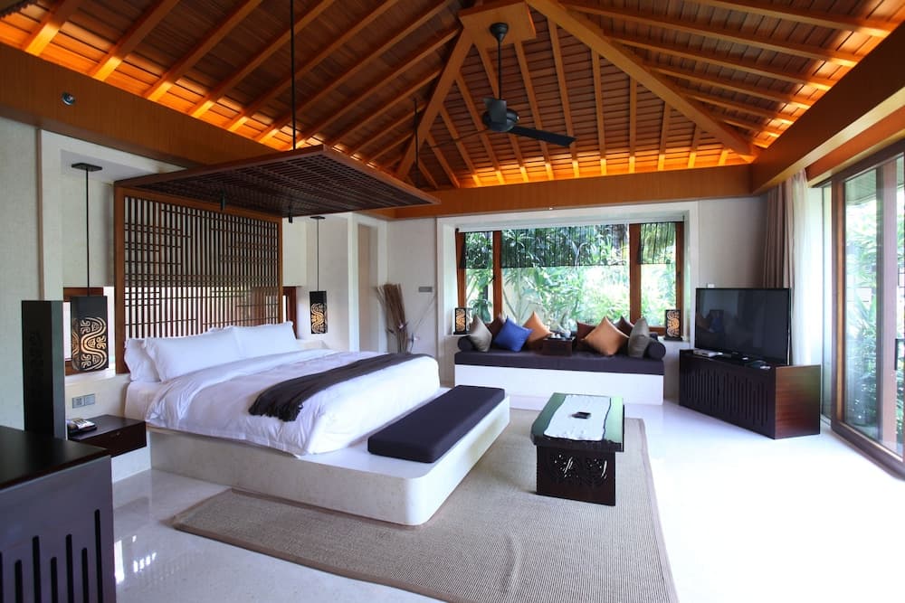 Maritime Seclusive Life·Perfume Bay