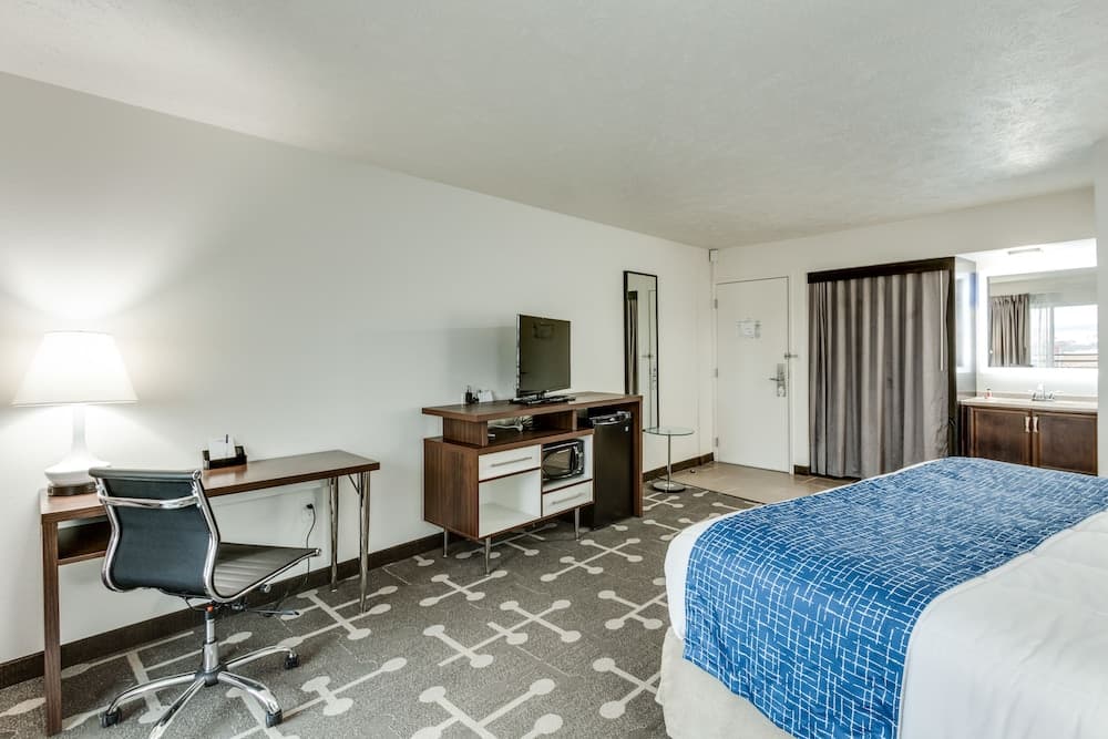 Baymont by Wyndham Spokane