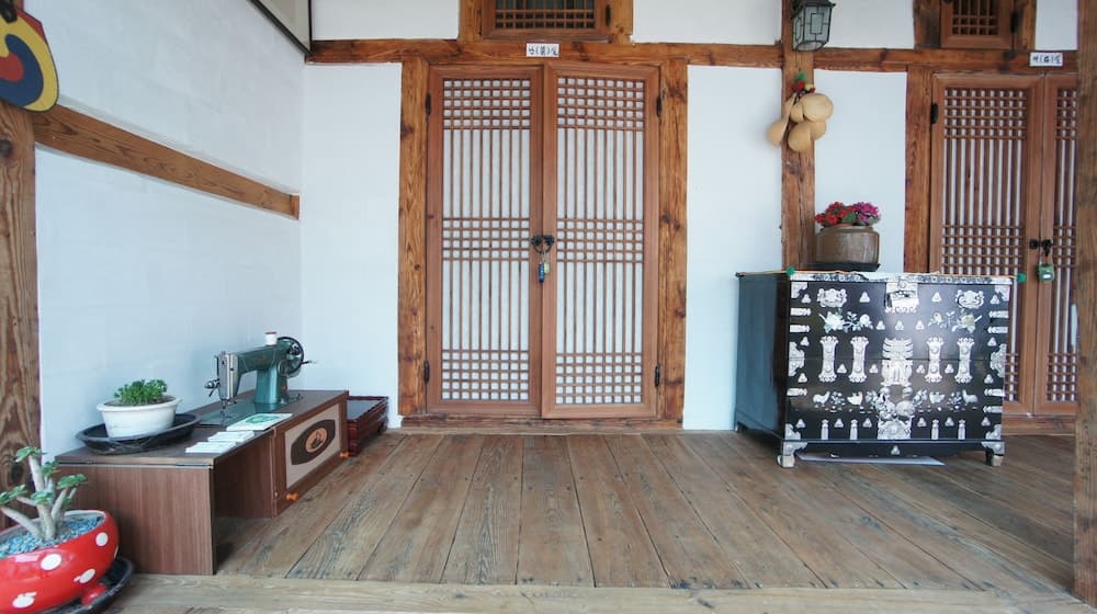 1928 Suimmaru Hanok Guesthouse