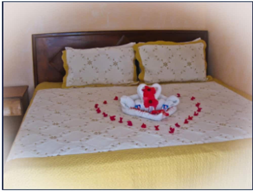 Executive Shaw Park Guest House