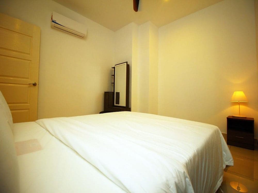 StayNest Suites at Gurney Drive