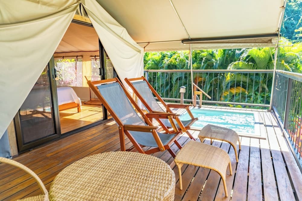 Isla Chiquita Glamping Hotel