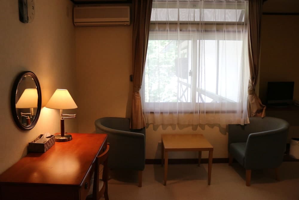 Petit Hotel Enchante