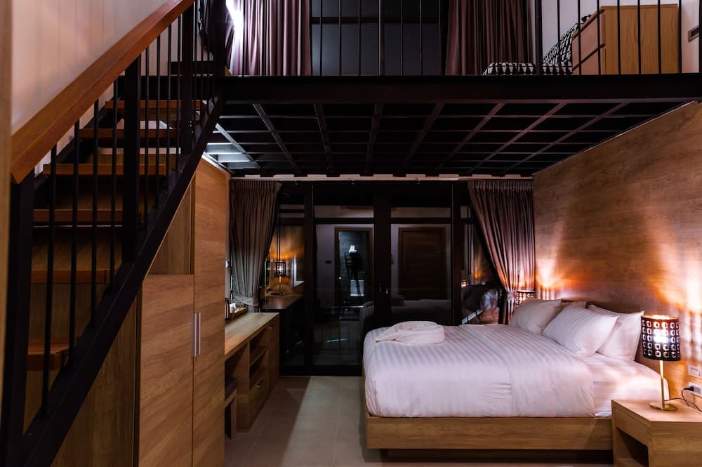 15 Palms Beach Resort