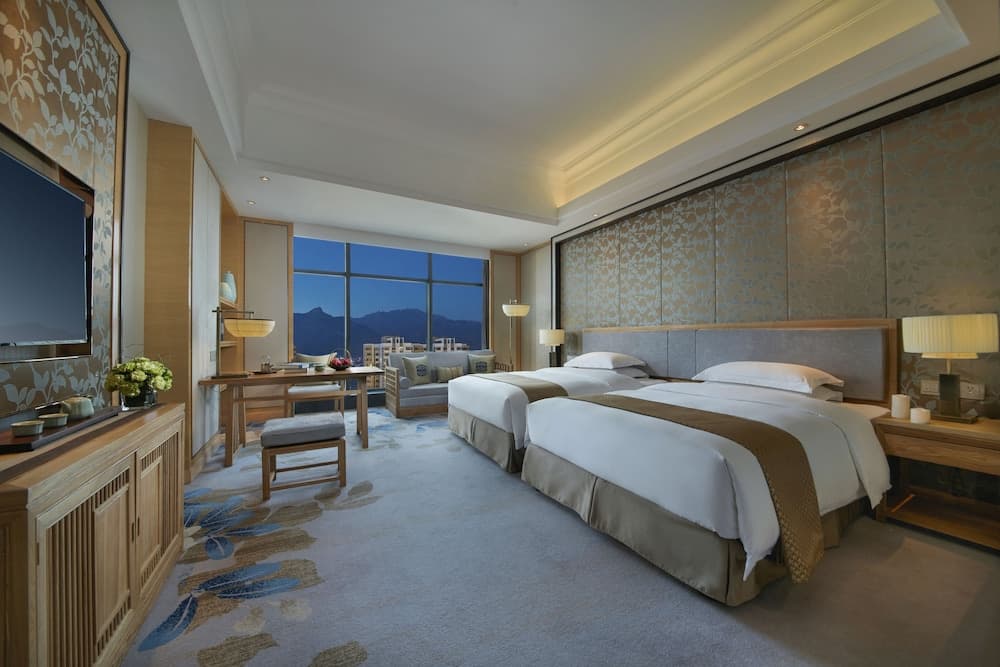 Taishan Blossom Hotel