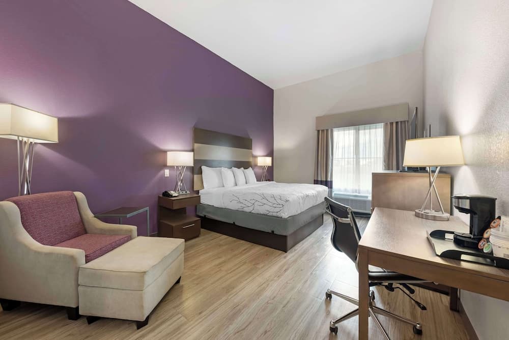 Best Western Plus Buda Austin Inn & Suites