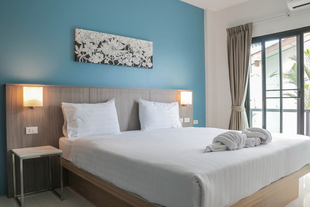 S2 Airport Residence