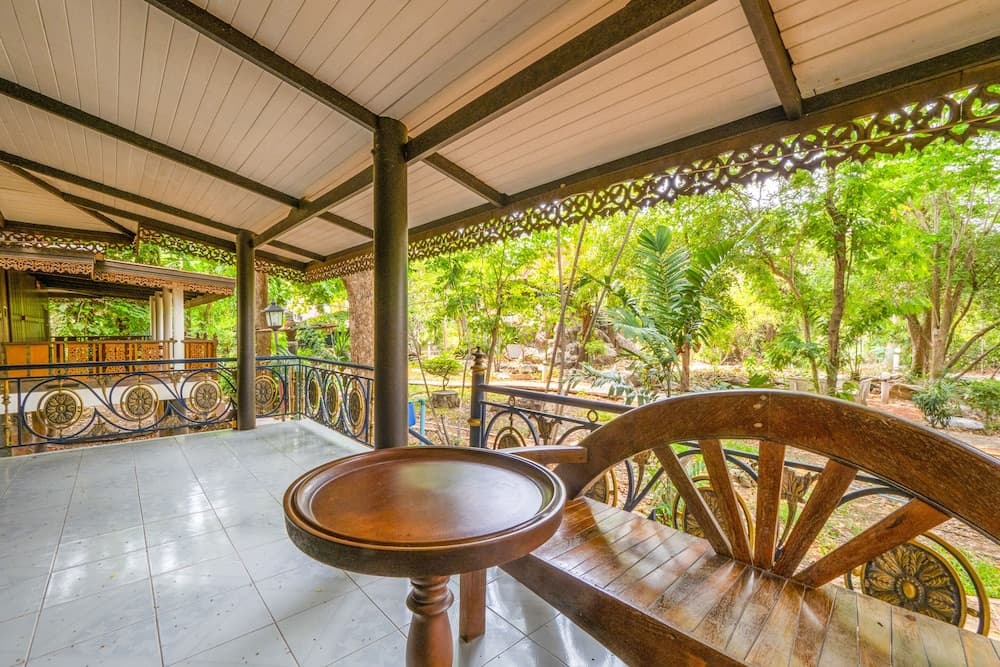 OYO 886 Maingam Riverside Resort