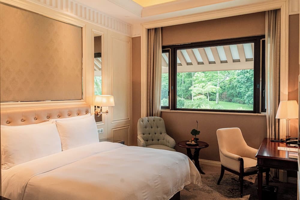 The Carp Islet Resort