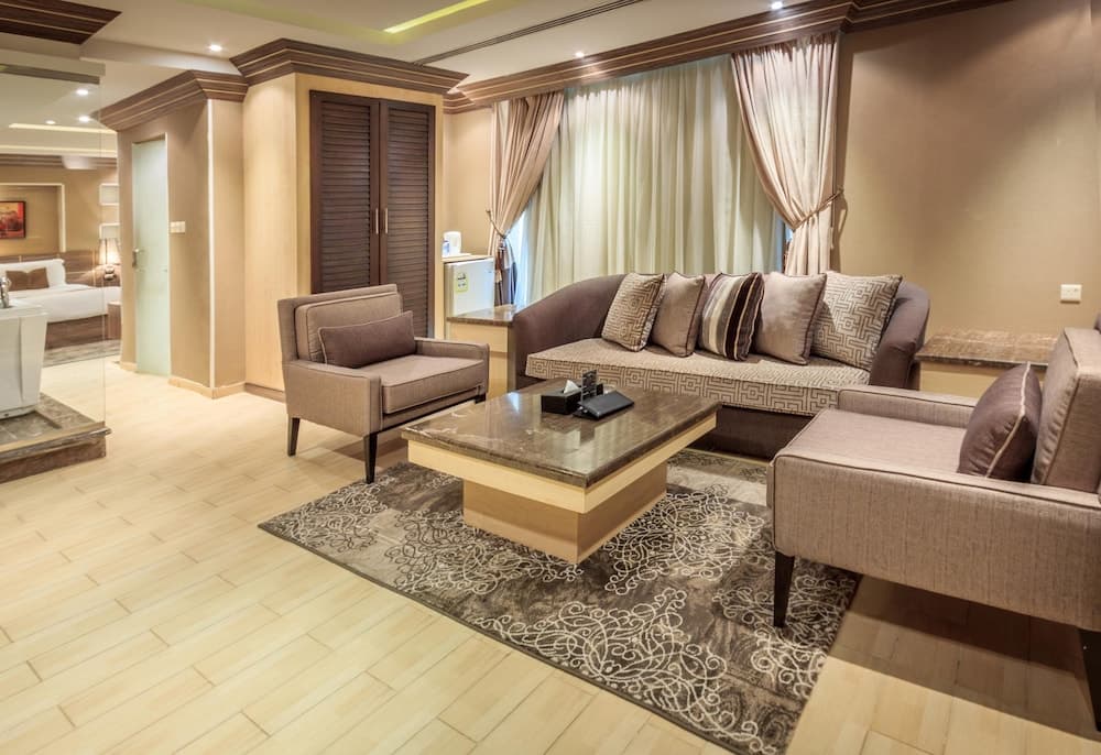 Al Muhaidb Residence Al Malaz 5