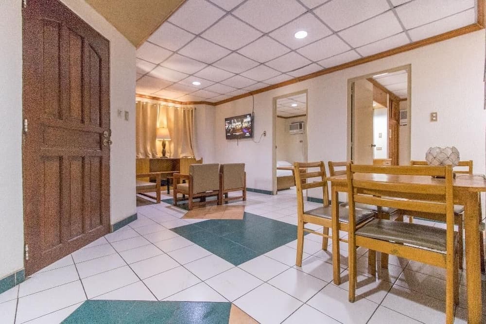 Puerto de San Juan Beach Resort Hotel