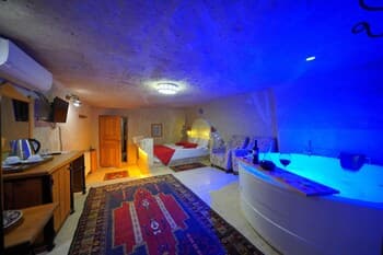Fosil Cave Hotel