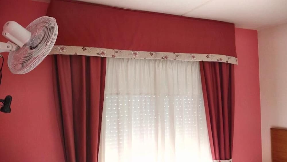 Hotel Valdoviño Express