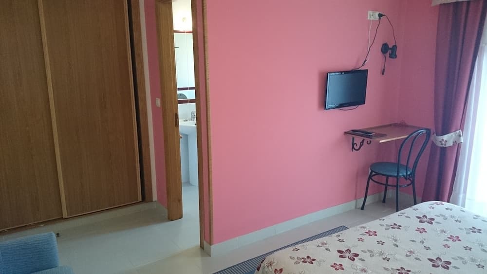 Hotel Valdoviño Express