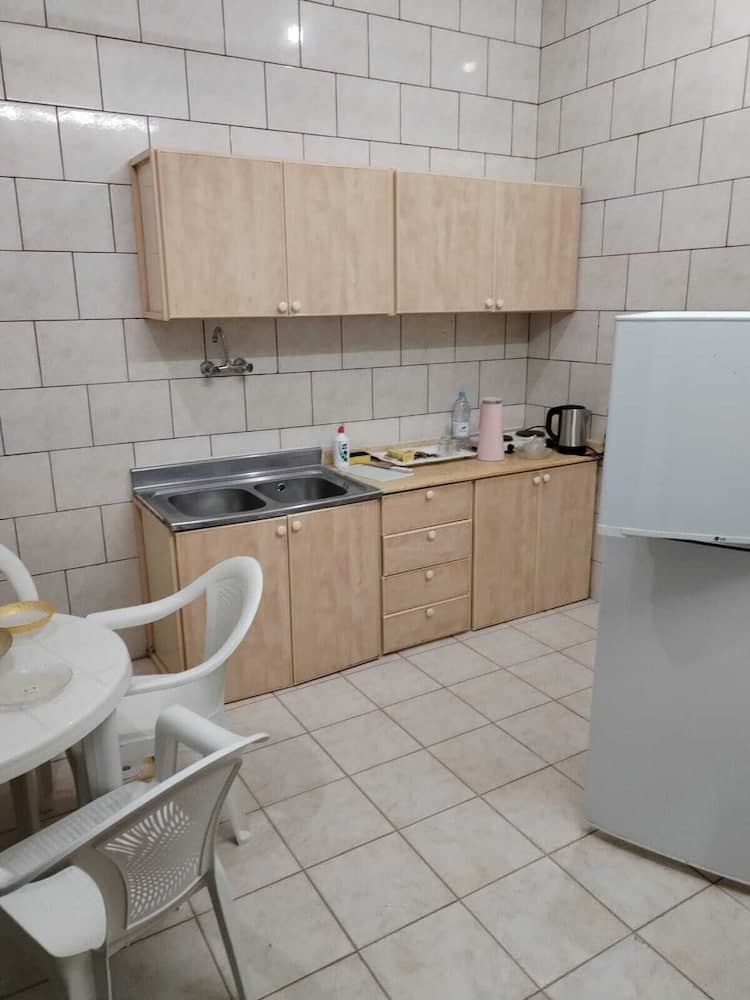 Al Eairy Furnished Apartments Hail 1