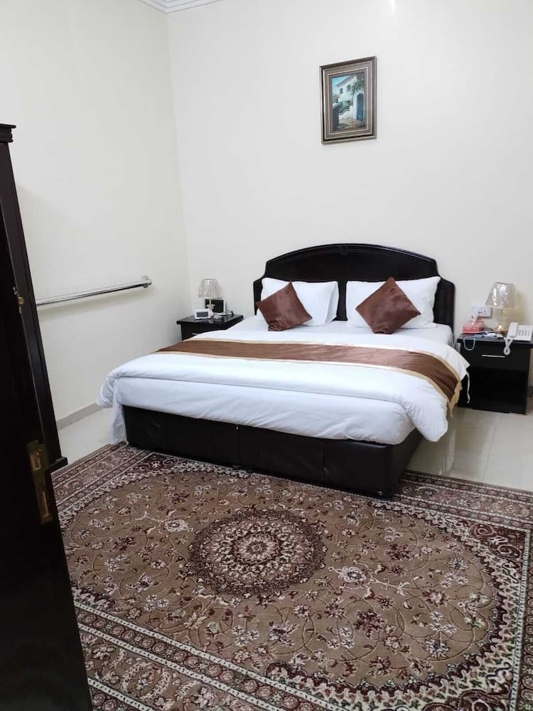 Al Eairy Furnished Apartments Hail 3