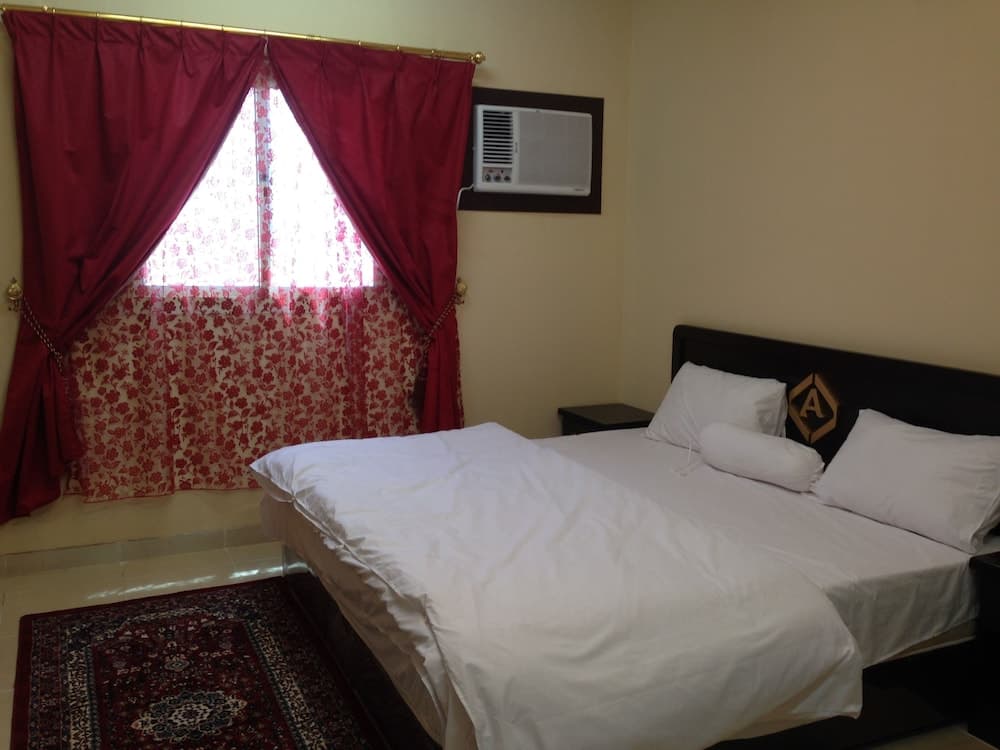 Al Eairy Furnished Apartments Tabuk 4