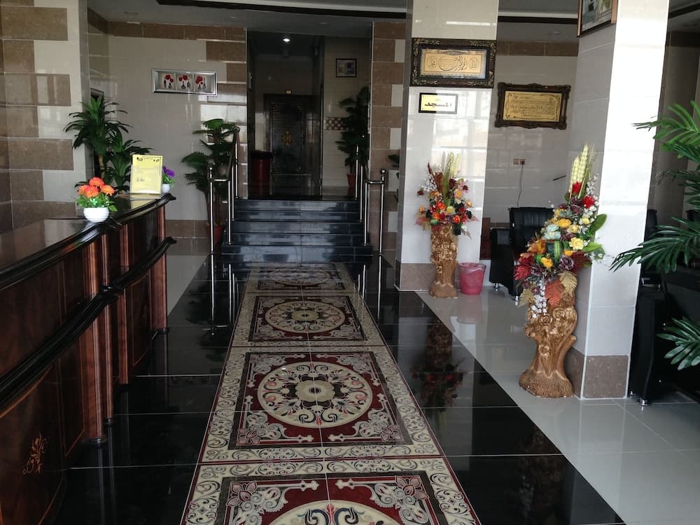 Al Eairy Furnished Apartments Tabuk 3