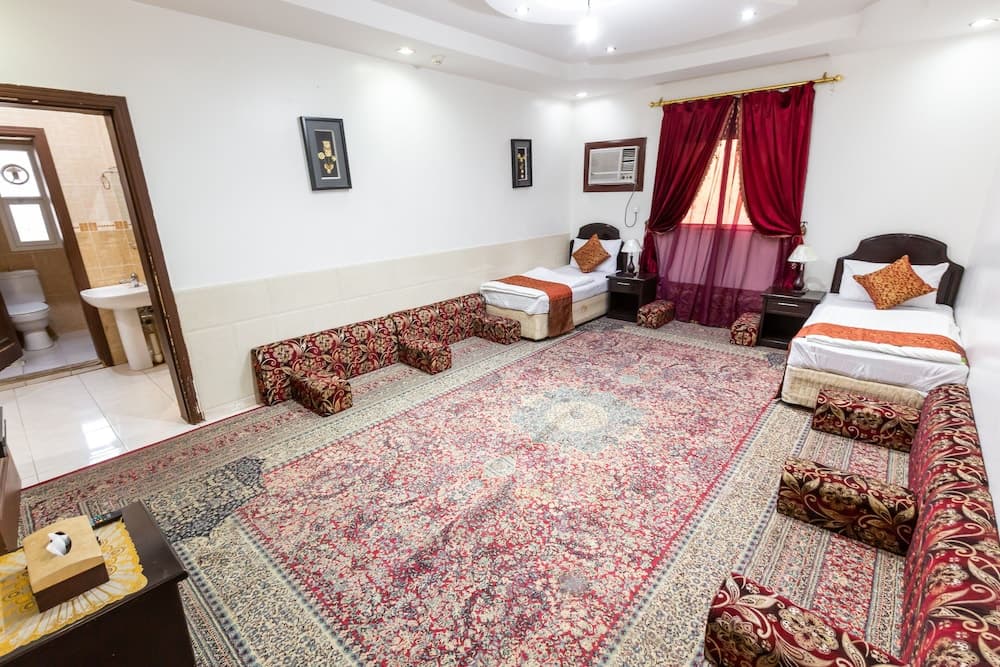 Al Eairy Furnished Apartments Jeddah 6