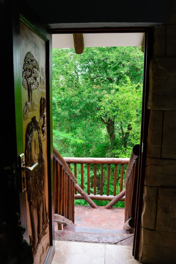 Beyond The Boma Boutique Guest